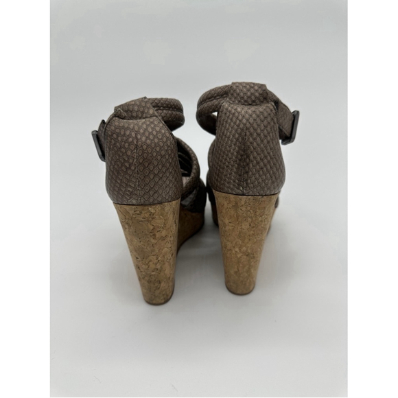Tory Burch Wedge Sandals Taupe Snakeskin Size 6.5M - Picture 4 of 7